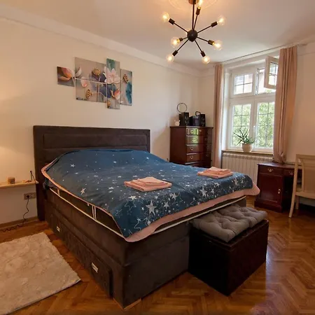 Dorcol Place, Apartment